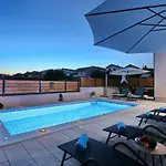 Punta Garden Pool House 别墅