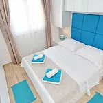 别墅 Punta Garden Pool House 珀塞达耶