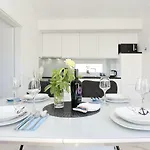 Punta Garden Pool House 别墅