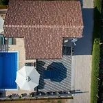 Punta Garden Pool House * 珀塞达耶