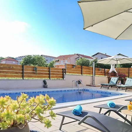 Punta Garden Pool House Posedarje