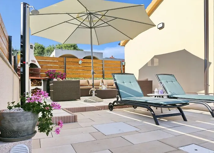 Punta Garden Pool House * 포세다르예