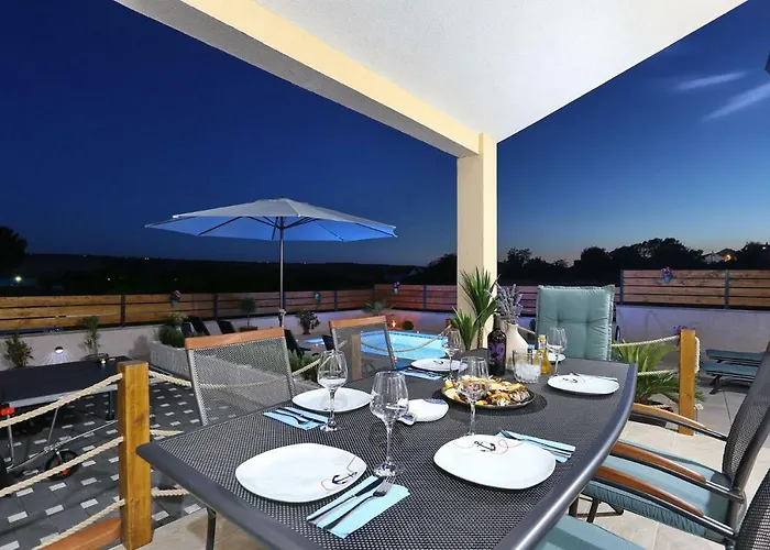 Punta Garden Pool House 포세다르예